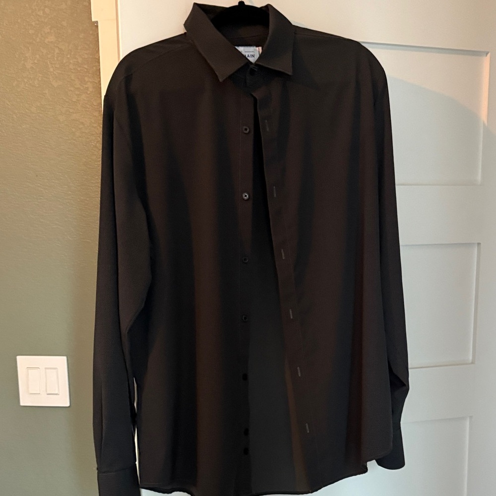 Mizzen+Main Charcoal Dress Shirt